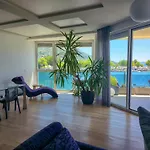 Iva * Omiš