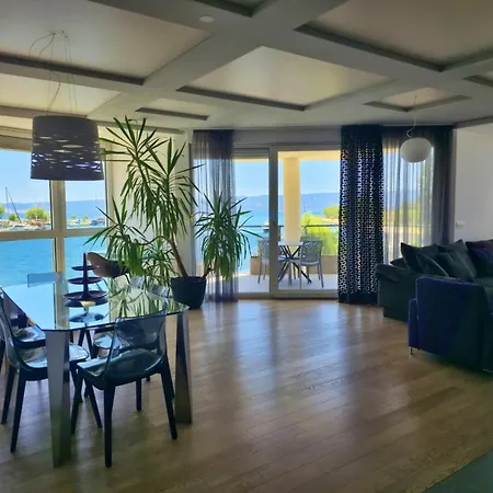 Apartment Iva *