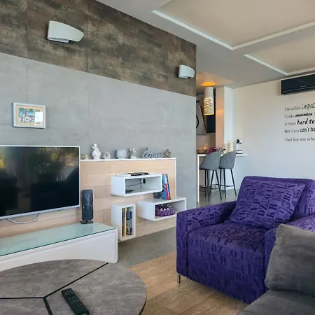 Iva Apartament Omiš
