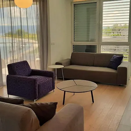 Apartment Iva *