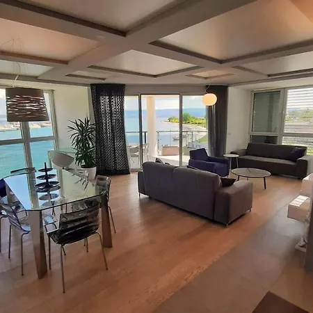 Apartment Iva *