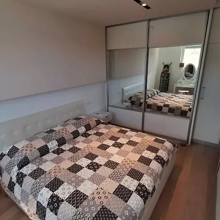 Apartment Iva Omis